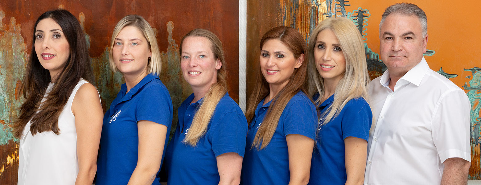 Dr. med Bijan Behrawan im Patientengespräch